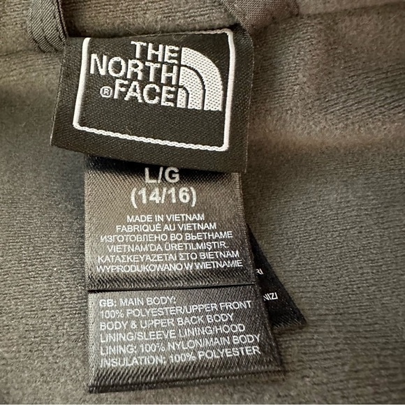 The north face  boys large  jacket - Picture 6 of 14